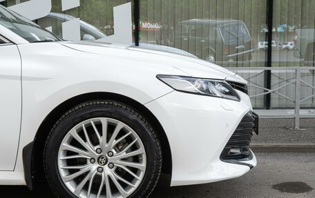 Toyota Camry, 2018 год, 2 675 000 рублей, 9 фотография