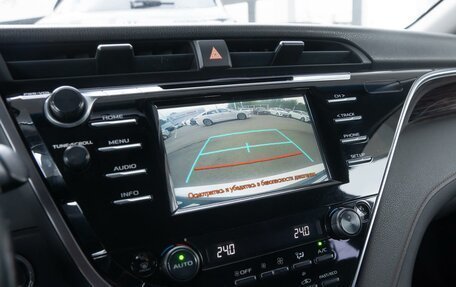 Toyota Camry, 2018 год, 2 675 000 рублей, 18 фотография