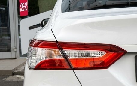 Toyota Camry, 2018 год, 2 675 000 рублей, 8 фотография