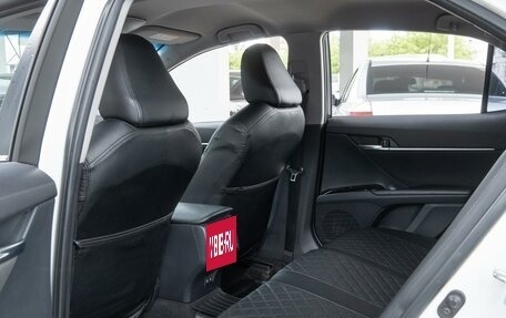 Toyota Camry, 2018 год, 2 675 000 рублей, 15 фотография