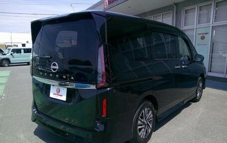 Nissan Serena, 2023 год, 2 500 000 рублей, 5 фотография