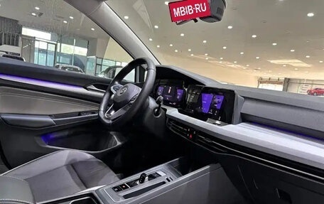 Volkswagen Golf VIII, 2021 год, 1 450 000 рублей, 9 фотография