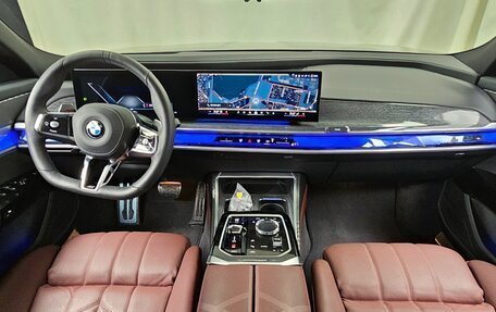 BMW 7 серия, 2024 год, 10 800 000 рублей, 8 фотография