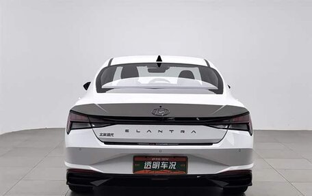 Hyundai Elantra, 2023 год, 1 120 000 рублей, 3 фотография