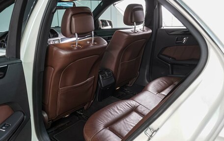 Mercedes-Benz E-Класс, 2010 год, 1 469 000 рублей, 11 фотография