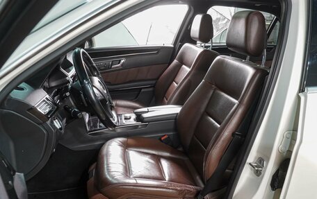 Mercedes-Benz E-Класс, 2010 год, 1 469 000 рублей, 10 фотография