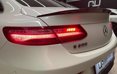 Mercedes-Benz E-Класс, 2019 год, 5 000 000 рублей, 12 фотография