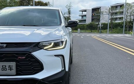 Chevrolet Tracker, 2023 год, 1 387 125 рублей, 4 фотография