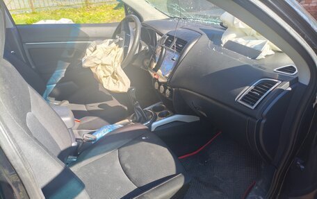 Mitsubishi ASX I рестайлинг, 2010 год, 300 000 рублей, 6 фотография