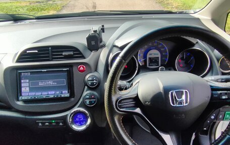 Honda Fit Shuttle I рестайлинг, 2011 год, 780 000 рублей, 24 фотография