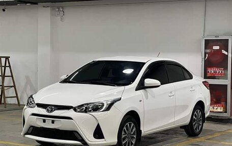Toyota Yaris XP150 рестайлинг, 2022 год, 1 120 010 рублей, 5 фотография