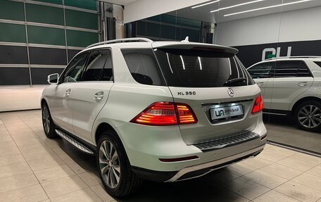 Mercedes-Benz M-Класс, 2014 год, 2 300 000 рублей, 4 фотография