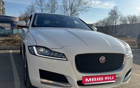 Jaguar XF II, 2016 год, 2 600 000 рублей, 2 фотография