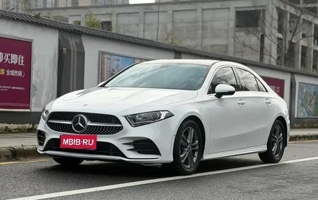 Mercedes-Benz A-Класс, 2022 год, 1 989 000 рублей, 1 фотография