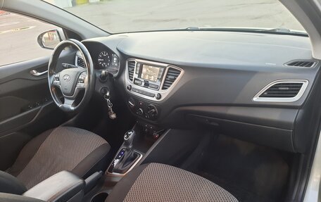 Hyundai Solaris II рестайлинг, 2019 год, 1 390 000 рублей, 18 фотография