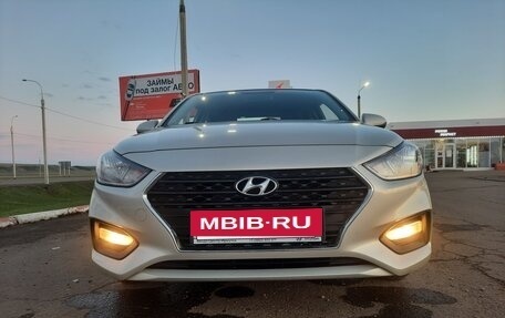Hyundai Solaris II рестайлинг, 2019 год, 1 390 000 рублей, 30 фотография