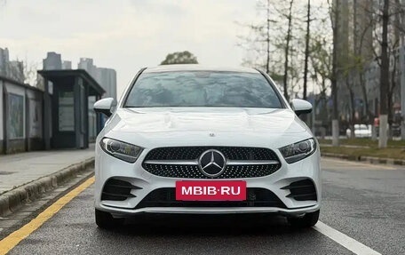 Mercedes-Benz A-Класс, 2022 год, 1 989 000 рублей, 7 фотография