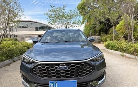 Ford Escort, 2023 год, 930 007 рублей, 2 фотография