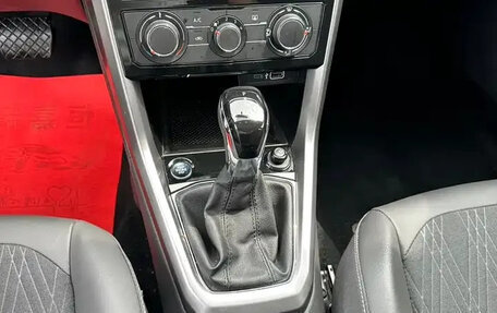 Volkswagen T-Cross I, 2022 год, 1 300 000 рублей, 13 фотография