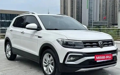 Volkswagen T-Cross I, 2022 год, 1 300 000 рублей, 3 фотография