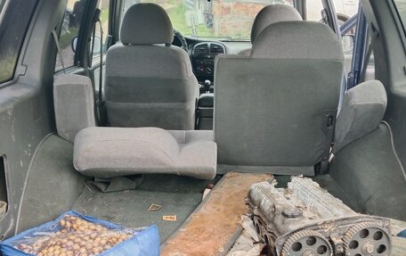 KIA Sportage IV рестайлинг, 2004 год, 300 000 рублей, 7 фотография