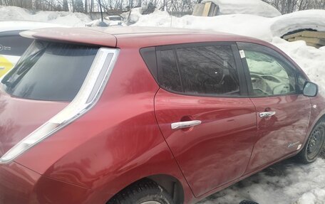 Nissan Leaf I, 2012 год, 600 000 рублей, 4 фотография