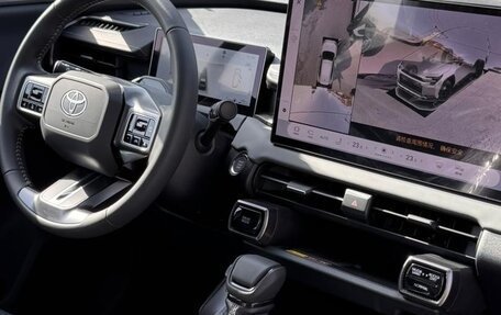 Toyota RAV4, 2026 год, 3 950 000 рублей, 5 фотография