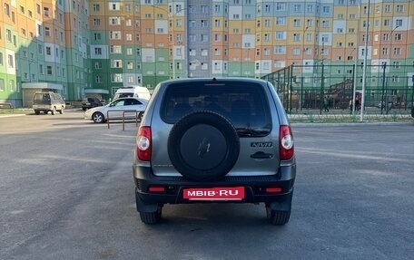 Chevrolet Niva I рестайлинг, 2011 год, 360 000 рублей, 2 фотография