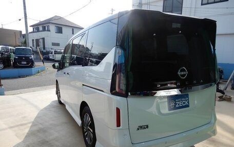 Nissan Serena, 2023 год, 2 400 000 рублей, 7 фотография