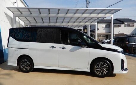 Nissan Serena, 2023 год, 2 400 000 рублей, 5 фотография