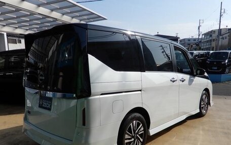 Nissan Serena, 2023 год, 2 400 000 рублей, 6 фотография