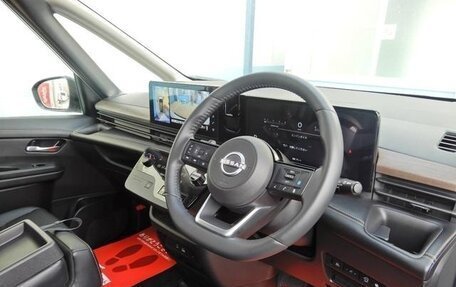 Nissan Serena, 2023 год, 2 400 000 рублей, 12 фотография