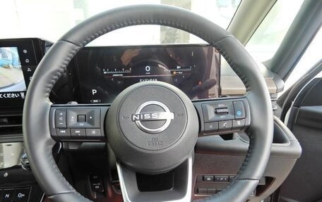 Nissan Serena, 2023 год, 2 400 000 рублей, 14 фотография