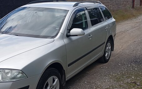 Skoda Octavia, 2007 год, 800 000 рублей, 2 фотография
