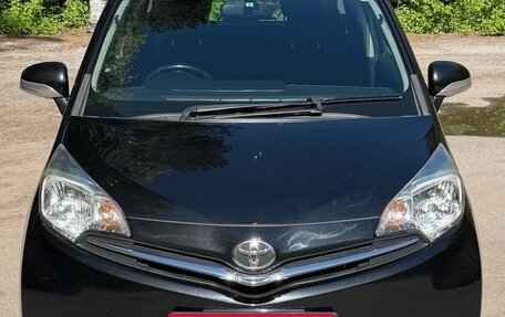 Toyota Ractis II, 2010 год, 920 000 рублей, 2 фотография