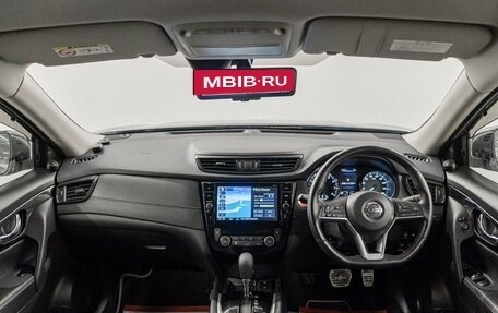 Nissan X-Trail, 2018 год, 2 450 000 рублей, 9 фотография