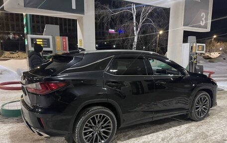 Lexus RX IV рестайлинг, 2018 год, 4 400 000 рублей, 3 фотография