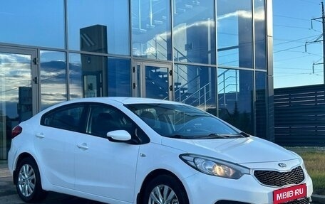 KIA Cerato III, 2015 год, 945 000 рублей, 3 фотография
