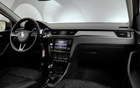 Skoda Rapid I, 2019 год, 825 000 рублей, 13 фотография