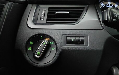 Skoda Rapid I, 2019 год, 825 000 рублей, 21 фотография