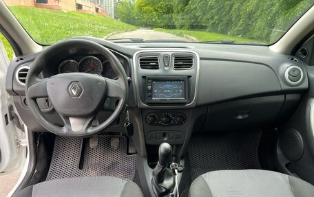Renault Logan II, 2018 год, 490 000 рублей, 14 фотография