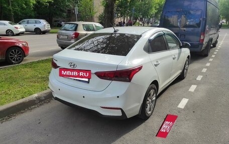 Hyundai Solaris II рестайлинг, 2018 год, 1 100 000 рублей, 4 фотография