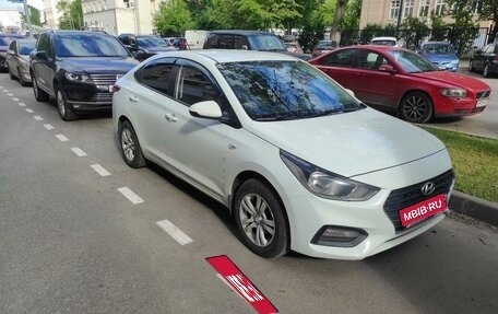 Hyundai Solaris II рестайлинг, 2018 год, 1 100 000 рублей, 2 фотография
