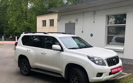 Toyota Land Cruiser Prado 150 рестайлинг 2, 2010 год, 2 300 000 рублей, 4 фотография