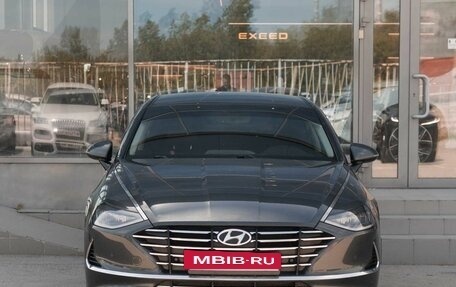 Hyundai Sonata VIII, 2020 год, 2 390 000 рублей, 2 фотография