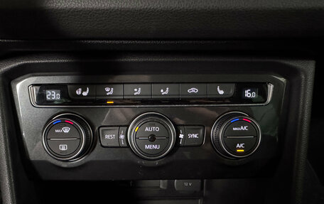 Volkswagen Tiguan II, 2018 год, 2 450 000 рублей, 16 фотография