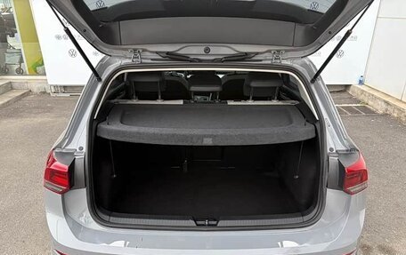 Volkswagen Golf VIII, 2022 год, 1 565 000 рублей, 8 фотография