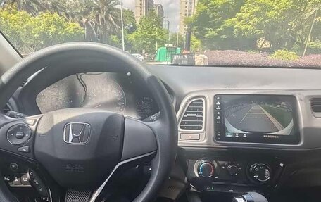 Honda Vezel, 2022 год, 1 420 000 рублей, 7 фотография