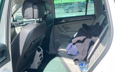 Volkswagen Tiguan II, 2017 год, 2 990 000 рублей, 9 фотография