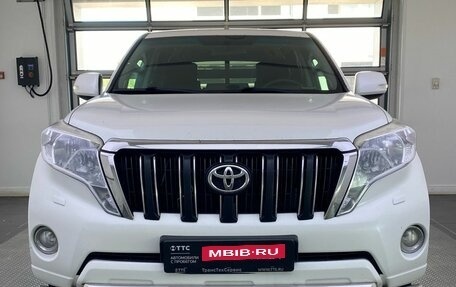 Toyota Land Cruiser Prado 150 рестайлинг 2, 2014 год, 2 625 000 рублей, 2 фотография